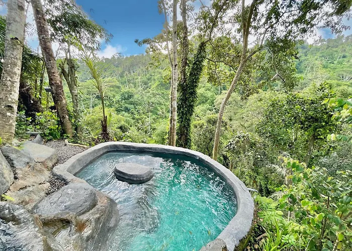 Royal Kemala - Jungle View With Private Pool Tampaksiring