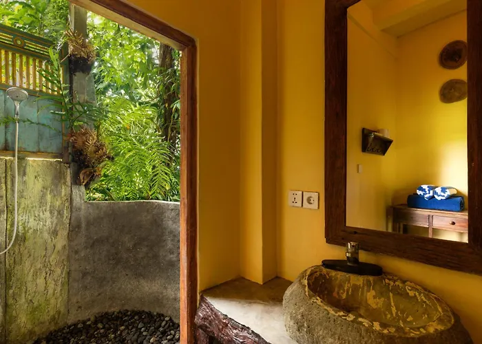 Royal Kemala - Jungle View With Private Pool Tampaksiring